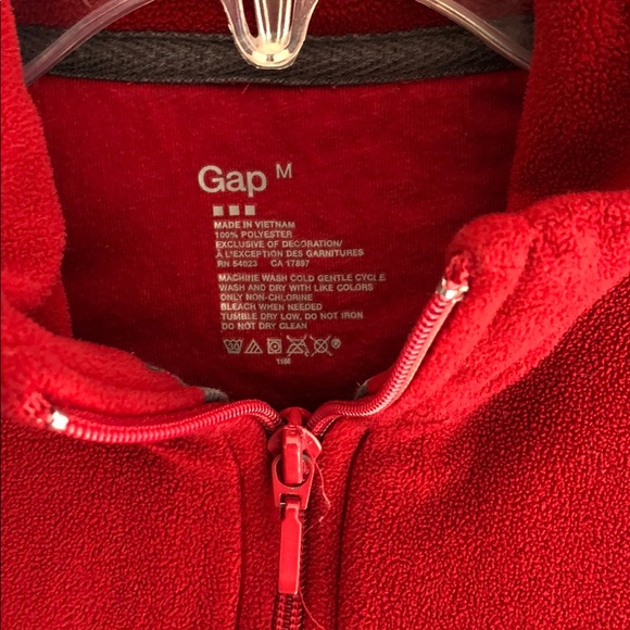 Gap women Red 1/4 zip fleece Sweater- Sz M - Picture 4 of 16